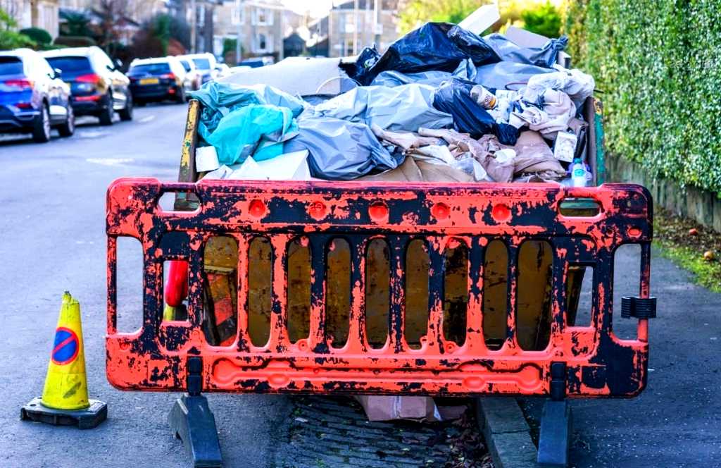 Rubbish Removal Services in Longlane